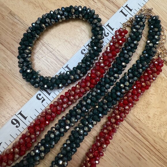 Red Green Faceted Beaded Necklaces Stretch Bracelet Set, Holiday, Glam, Festive - Picture 4 of 10